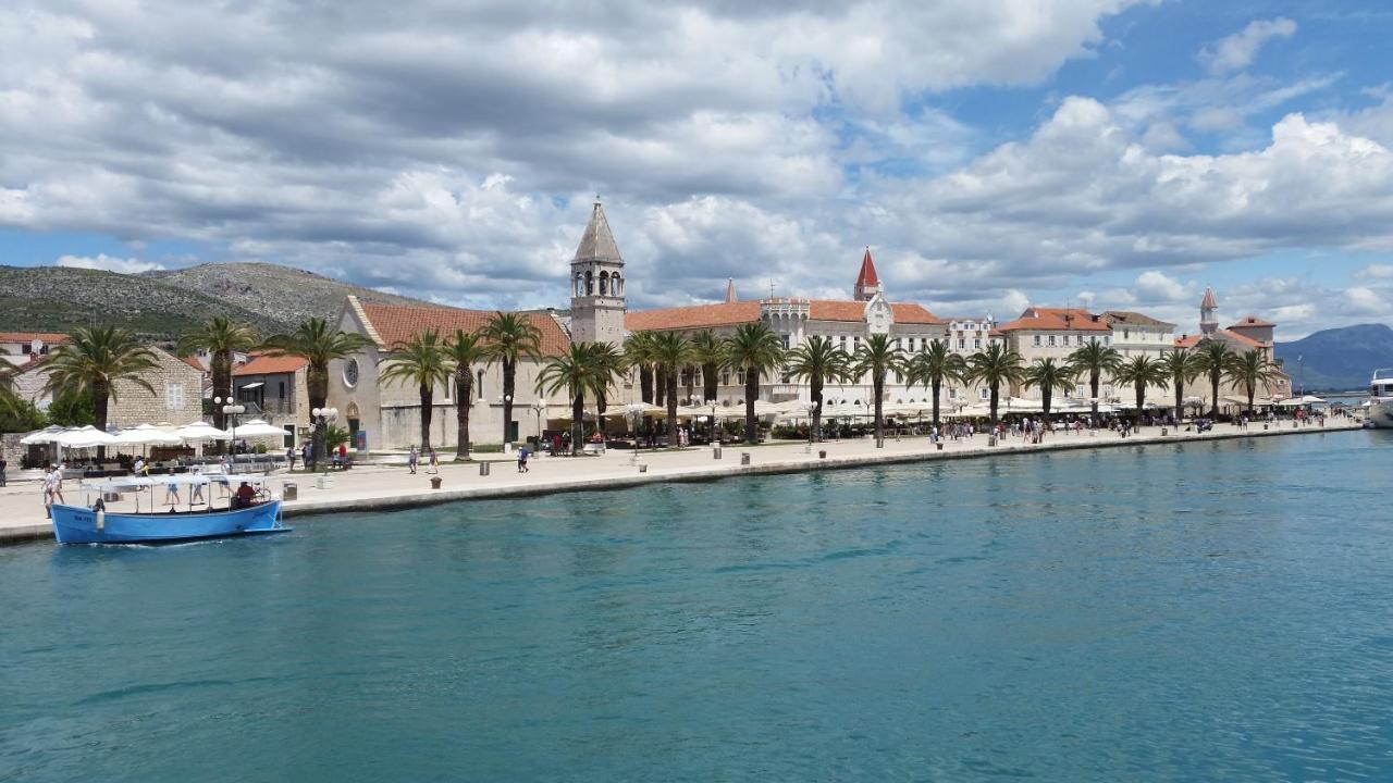 Bayview Apartment Trogir Exterior photo