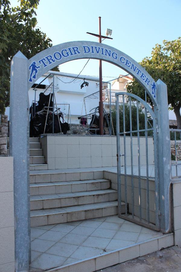 Bayview Apartment Trogir Exterior photo